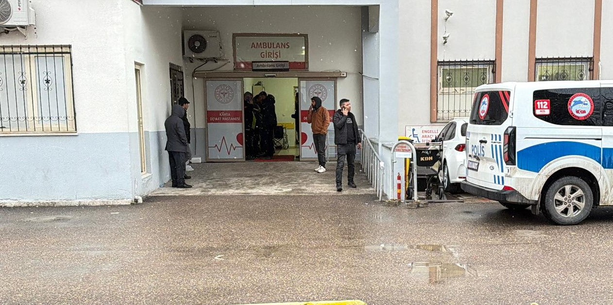 adiyamanda silahli ve bicakli kavga 5 yarali 1 Q8wbJdcW