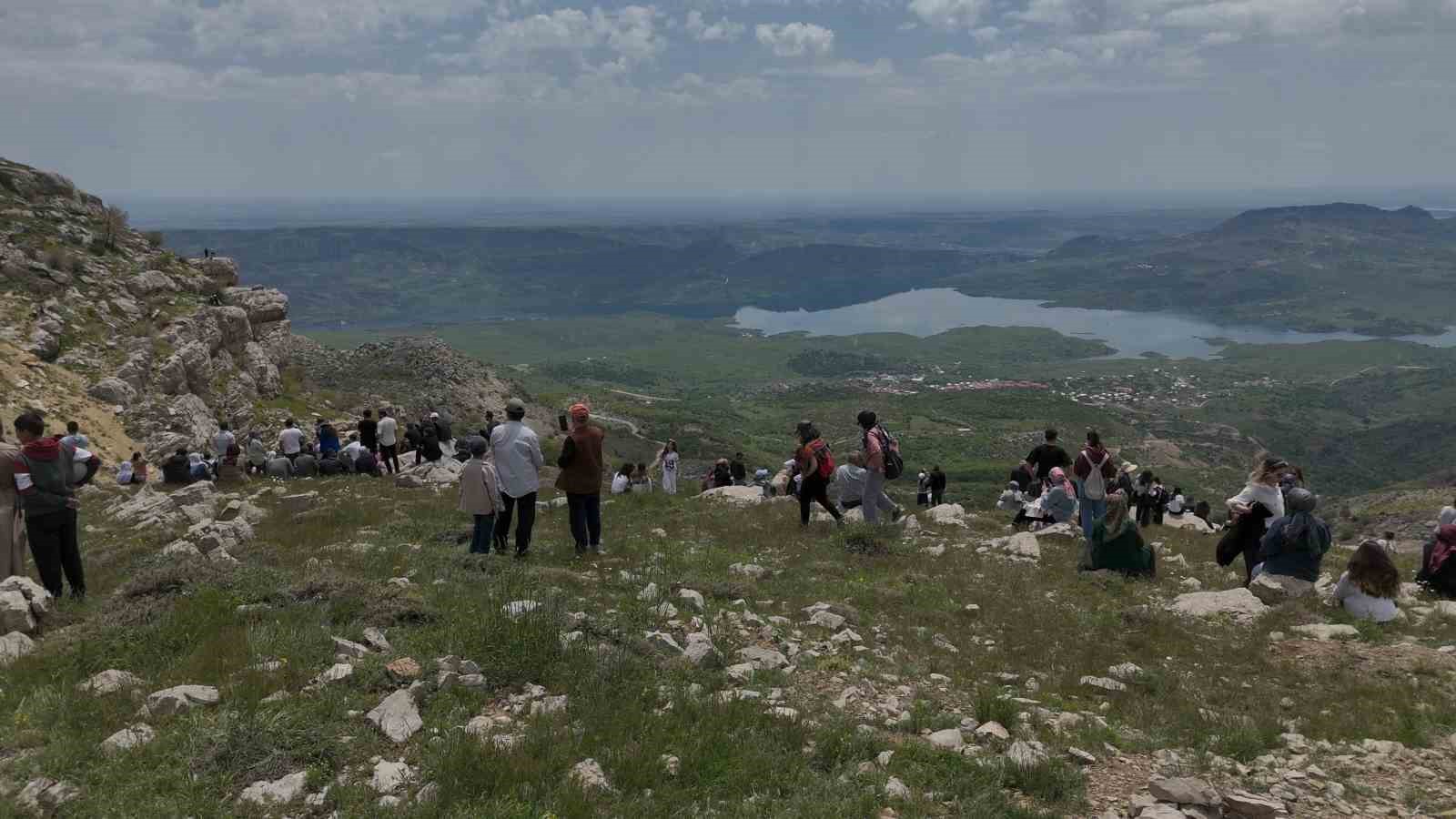 Adıyaman’da ’Ters Lale Festivali’ yapıldı 6 adiyamanda ters lale festivali yapildi 2 lGv1KDYZ