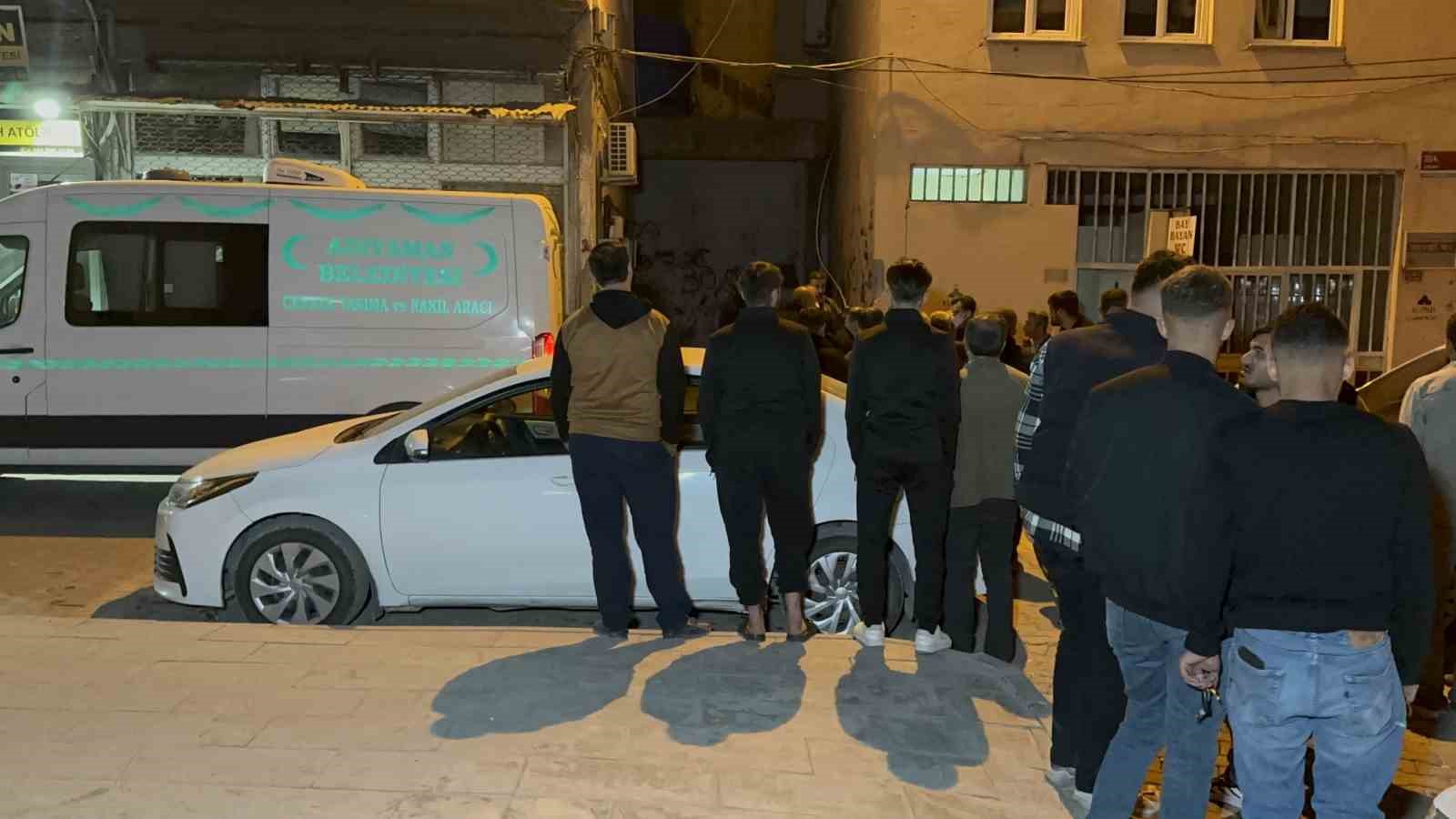 adiyamanda yasli adam evinde olu bulundu 2