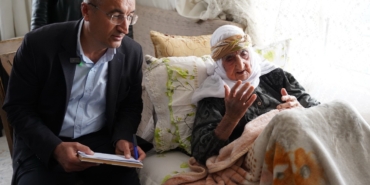 adiyamanli-hanim-orman-105-yasinda-ak-partiye-uye-oldu-kKKtrPPv.jpg