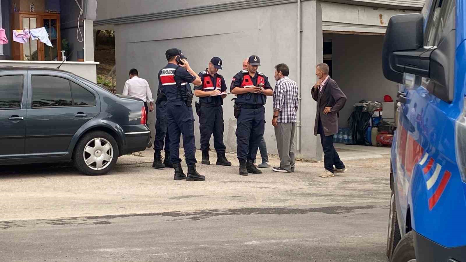 adliye onunde cinayetle biten husumetin durusmasi goruldu 1 XzKTM2E6