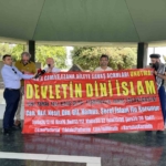 adnan-menderes-ezanin-aslina-cevrilmesinin-76-yil-donumunde-kabri-basinda-anildi-7g15PyM7.jpg