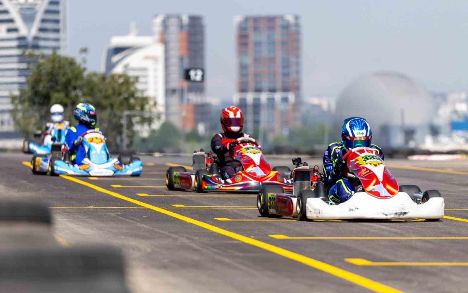 adrenalin ve hiz tutkunlari bursada bulustu 1 rpFYyhEB