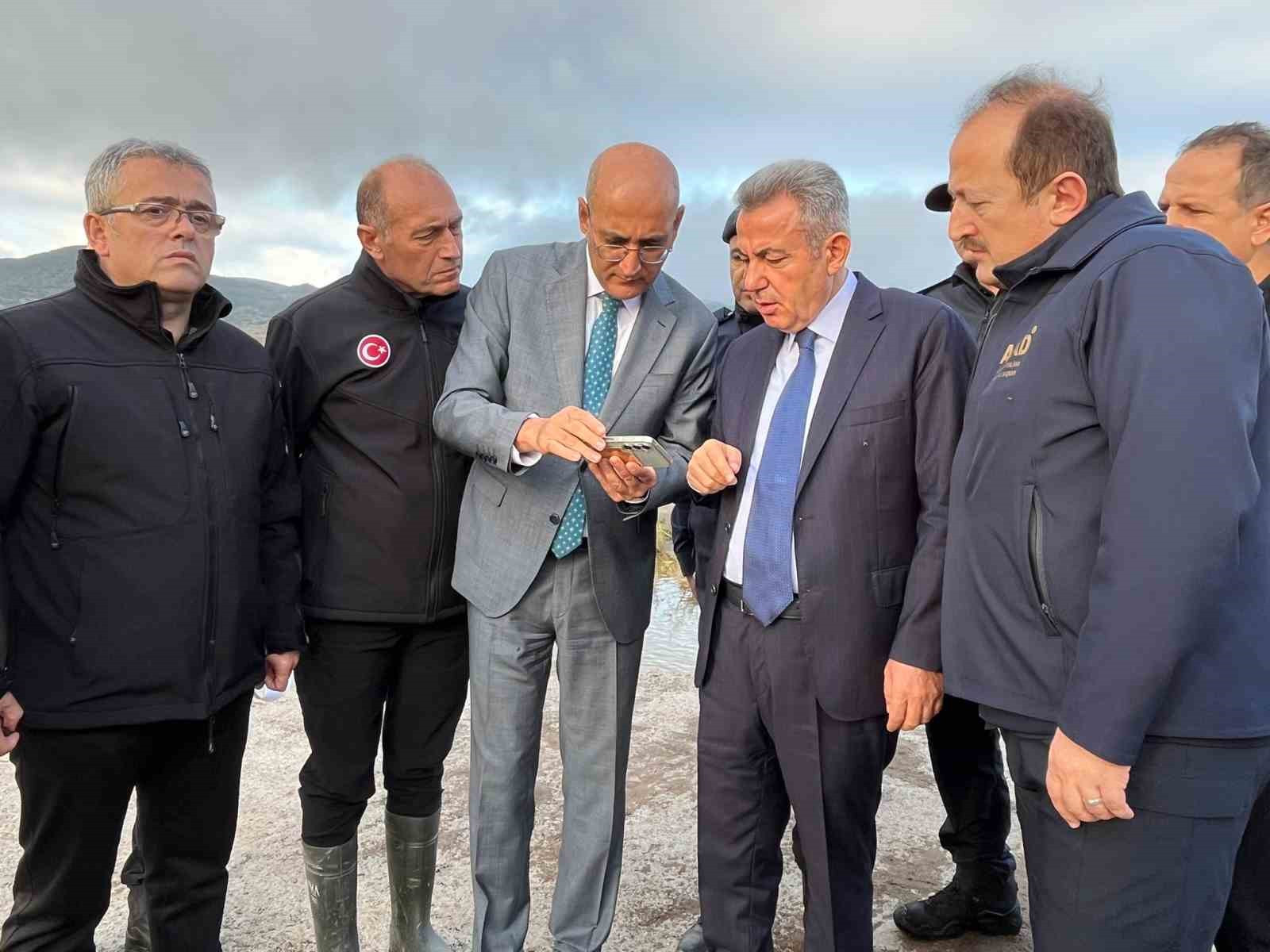 afad baskani pehlivan ve vali elbandan focada aciklama 2 41lXnNPG