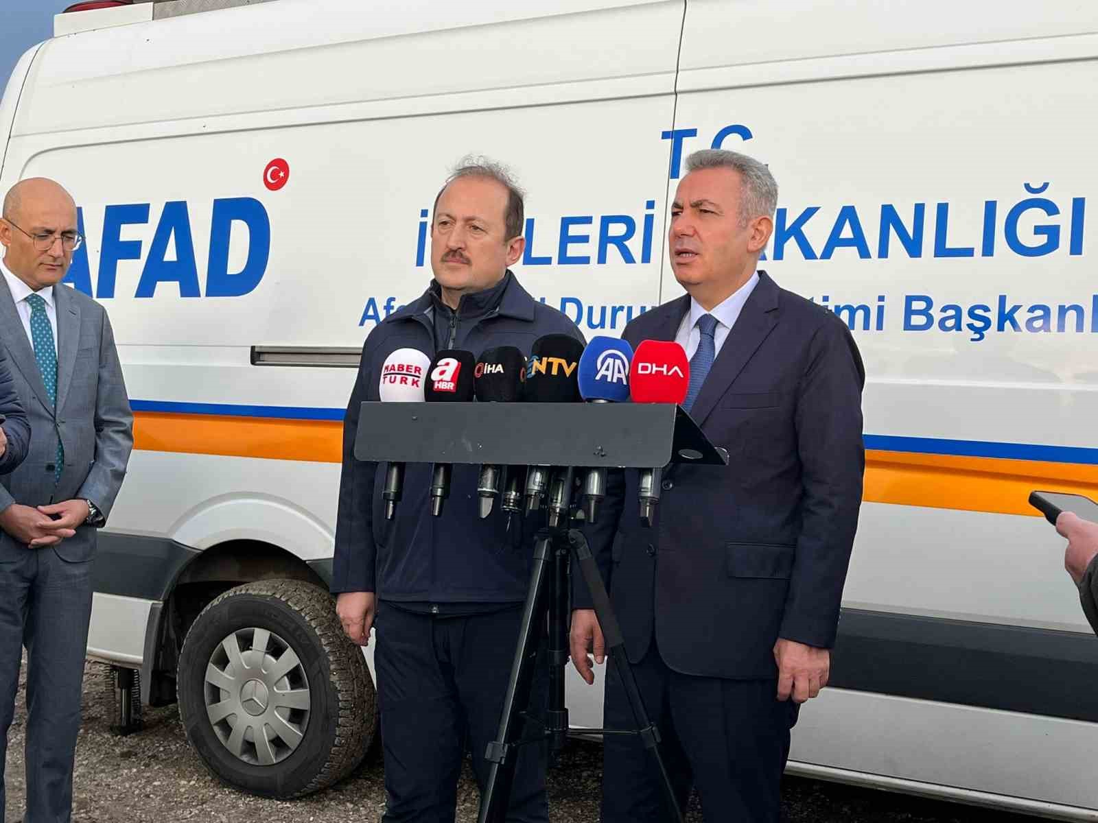 afad baskani pehlivan ve vali elbandan focada aciklama 3 fs4bBjkR