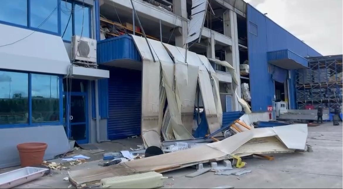 afad baskani pehlivandan hortum felaketi yasanan kemalpasada inceleme 2 c25f7Ol4