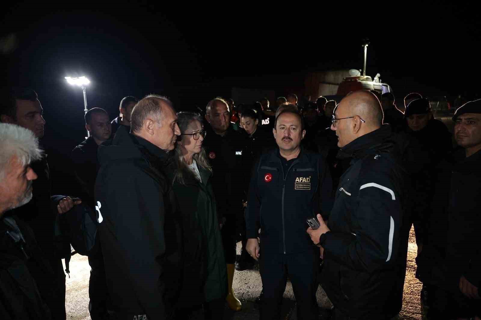 afad baskani selden etkilenen izmirde 1 fkKep1RG