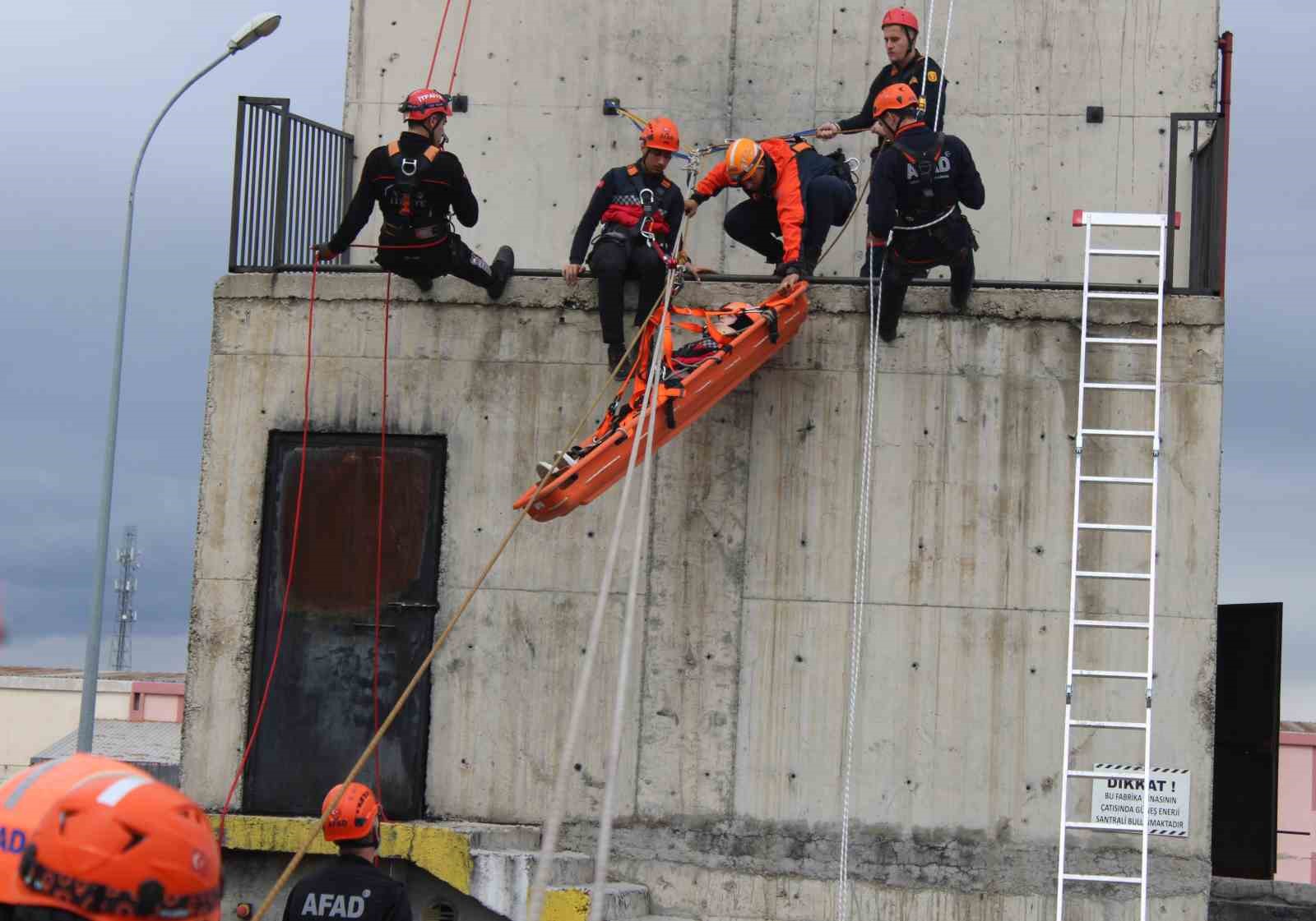afadda egitimler devam ediyor 3 IgpM26up