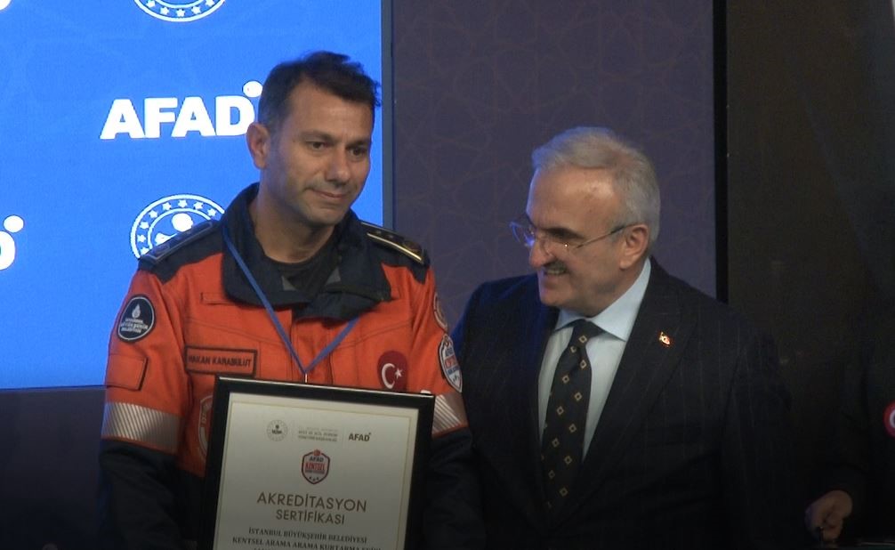 afaddan gonullulerine sertifika ve kimlik teslim toreni 3