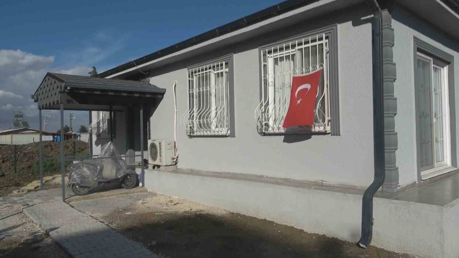 afetzede aile antakya belediyesinin yerinde donusum projesiyle yeni yuvasina kavustu 1 WBcqZYzz