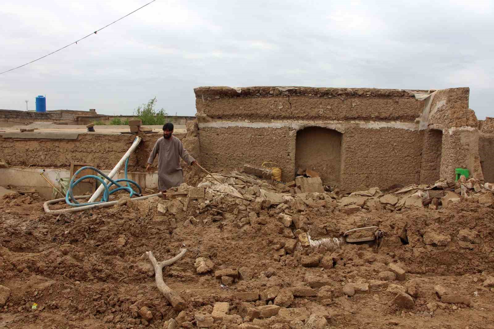 Afganistan’daki sellerde 61 kişi hayatını kaybetti, 116 kişi yaralandı 12 afganistandaki sellerde 61 kisi hayatini kaybetti 116 kisi yaralandi 8 5YmpFvsJ