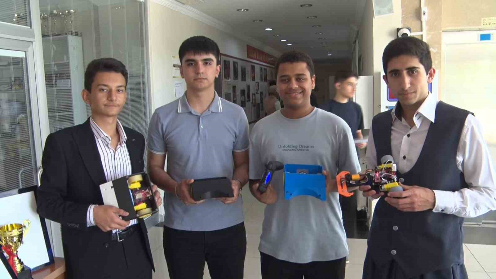 afrikali ve turk ogrenciler tasarlayip gelistirdikleri robotlarla turkiye sampiyonu oldular 4 LhaH1wqM
