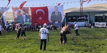 afyonkarahisarda-ata-sporu-coskusu-pehlivanlar-er-meydanina-cikti-7AO5AYs3.jpg