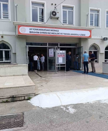 afyonkarahisarda-yks-maratonu-basladi-Dg4EYELi.jpg