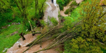 afyonkarahisarin-iki-koyunu-sel-vurdu-pnYuQAiy.jpg