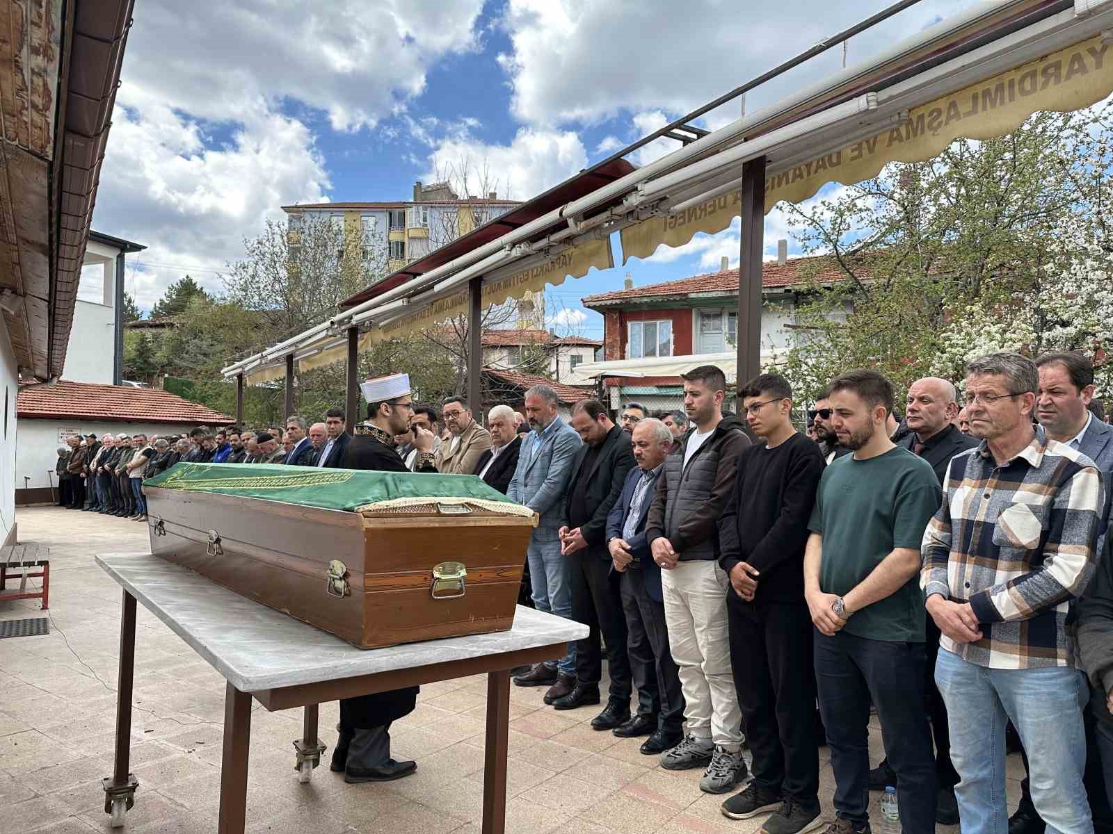 agabeyi tarafindan oldurulen vatandas topraga verildi 0 c7gDduKH