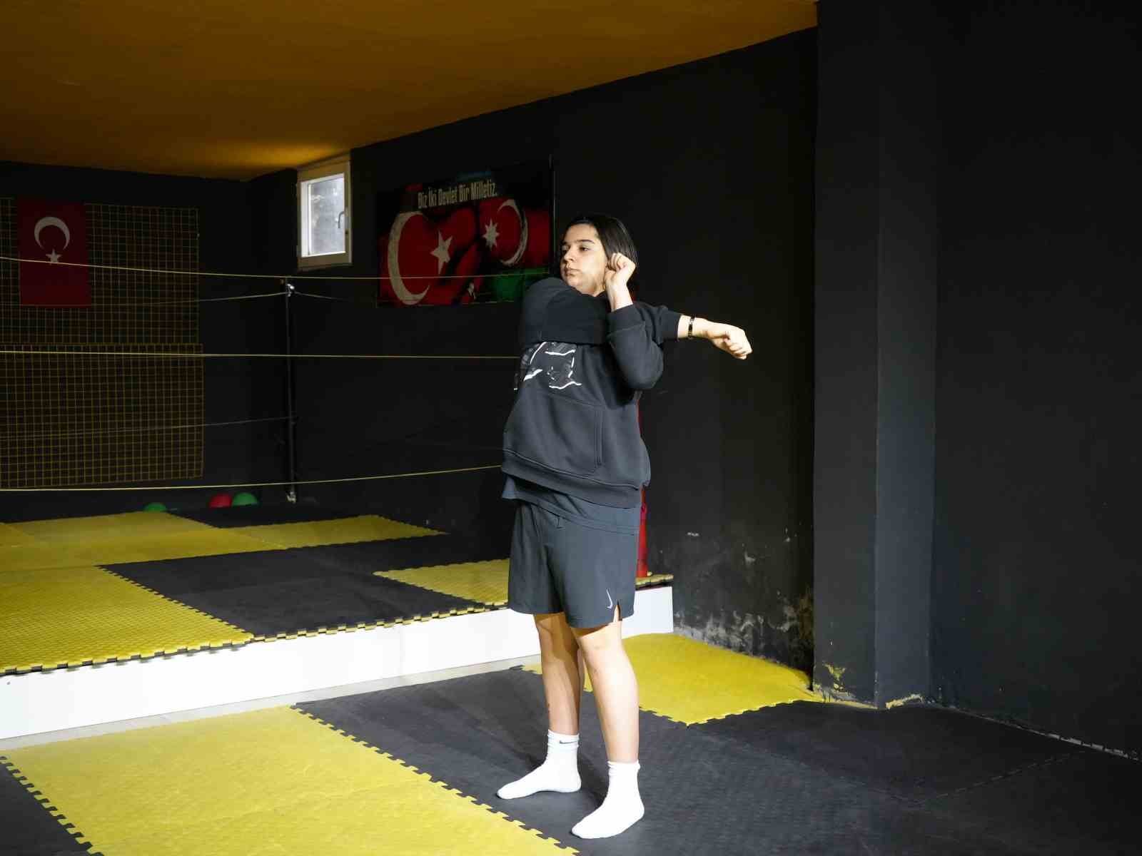 agabeyine ozenerek spora basladi 5 kez turkiye sampiyonu oldu 6 yiVE7YlG