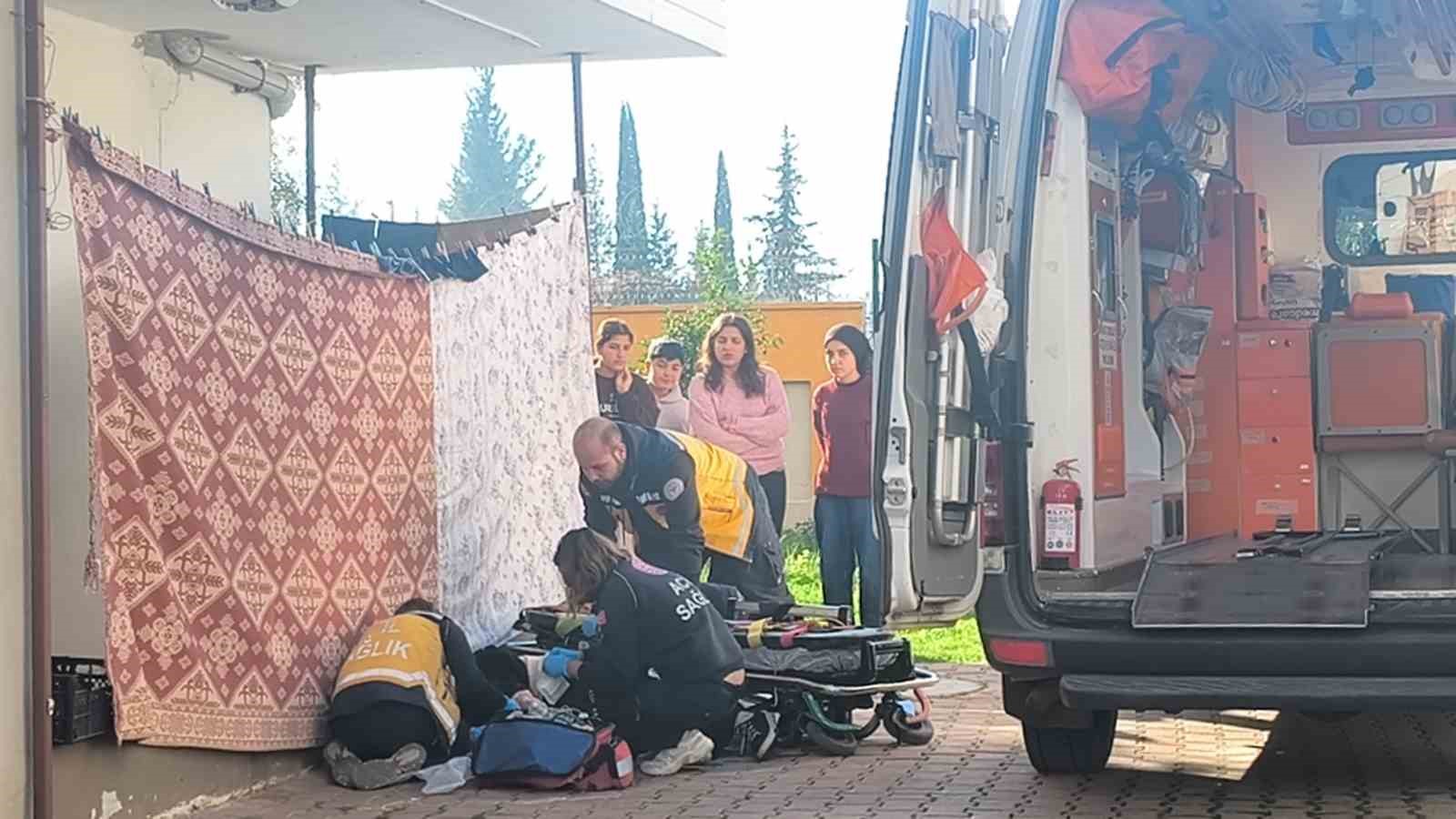 agabeyini silahla vurarak oldurdu diger agabeyinin esini de yaraladi 10 FkFiUakB