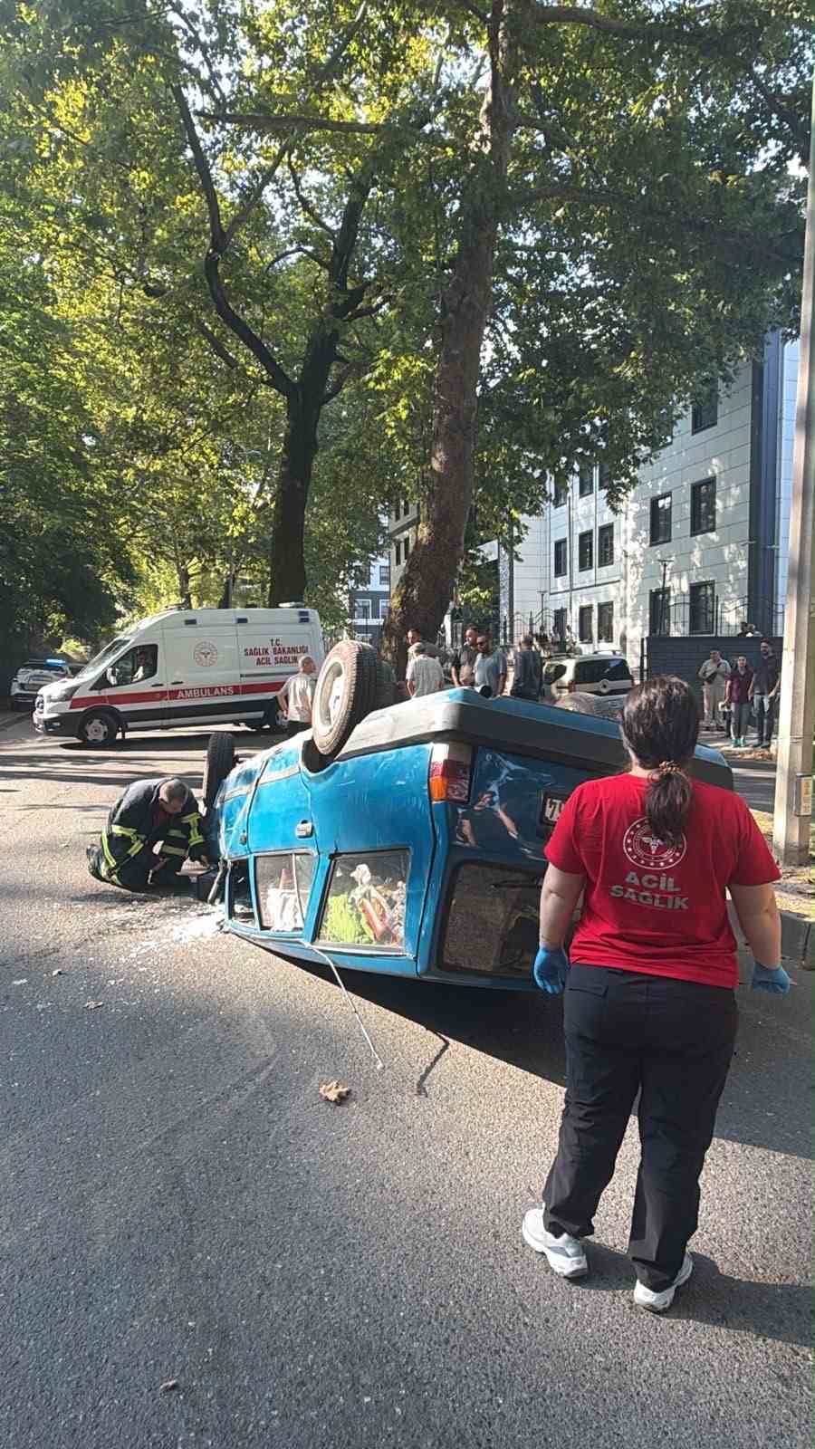 Ağaca çarpan otomobil ters döndü 4 agaca carpan otomobil ters dondu 0