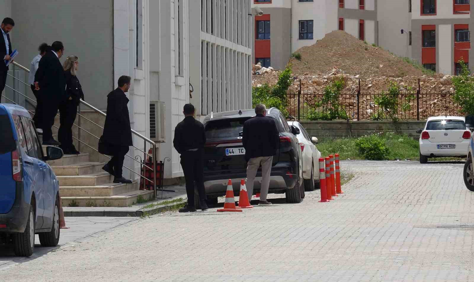agbabanin gozaltina alinan soforu adliyeye sevk edildi 2