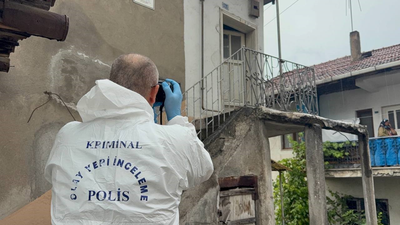 agir koku aci gercegi ortaya cikardi 73 yasindaki adam evinde olu bulundu 0 wsQyrssD