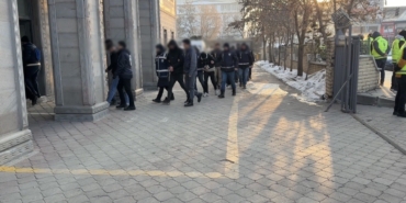 agri-merkezli-yasa-disi-bahis-operasyonunda-65-tutuklama-BSQlnQOF.jpg