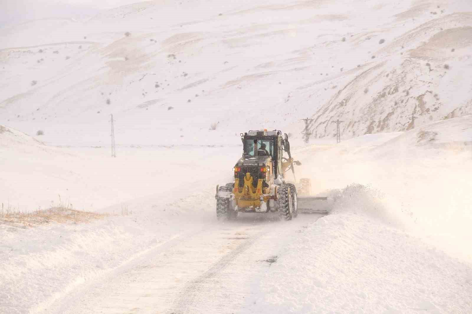 agrida 110 koy yolu ulasima kapandi 2 mvNjzwiA