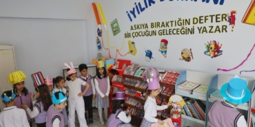 agrida-askida-kirtasiye-projesiyle-ogrenciler-iyiligi-paylasiyor-C2FVmvjK.jpg