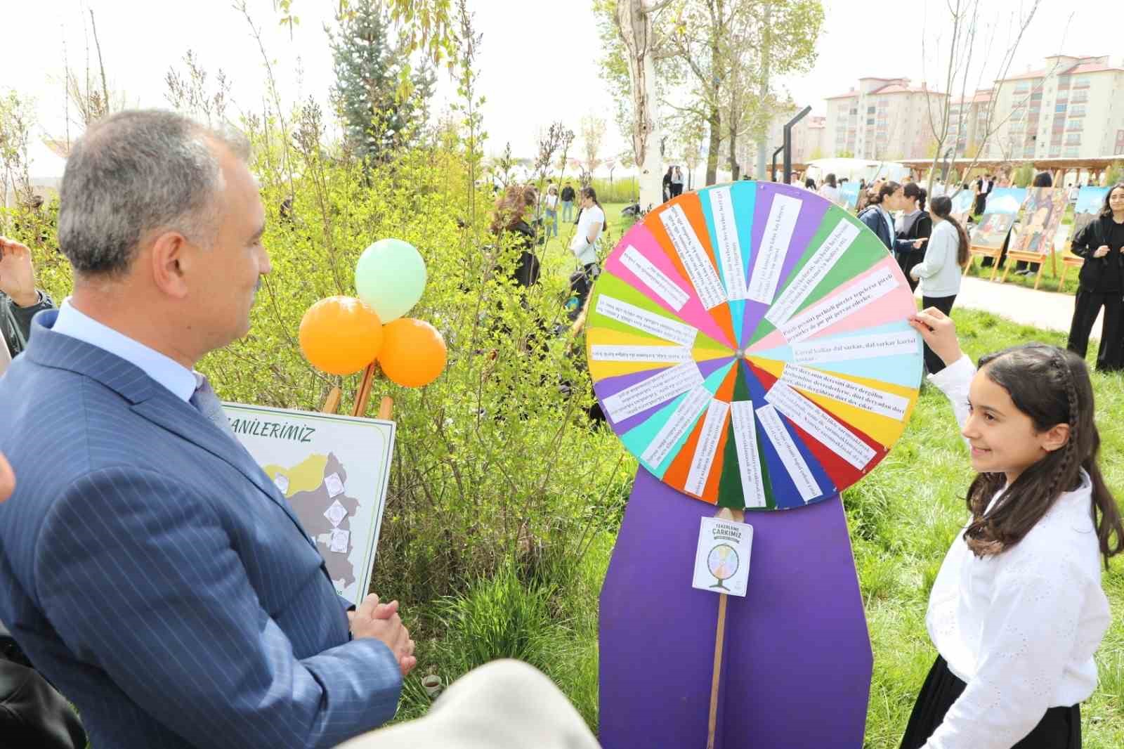 agrida bilim dolu gunler bilim senligi basladi 1 bGbZNEsq