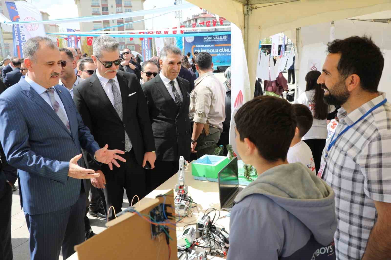 agrida bilim dolu gunler bilim senligi basladi 3