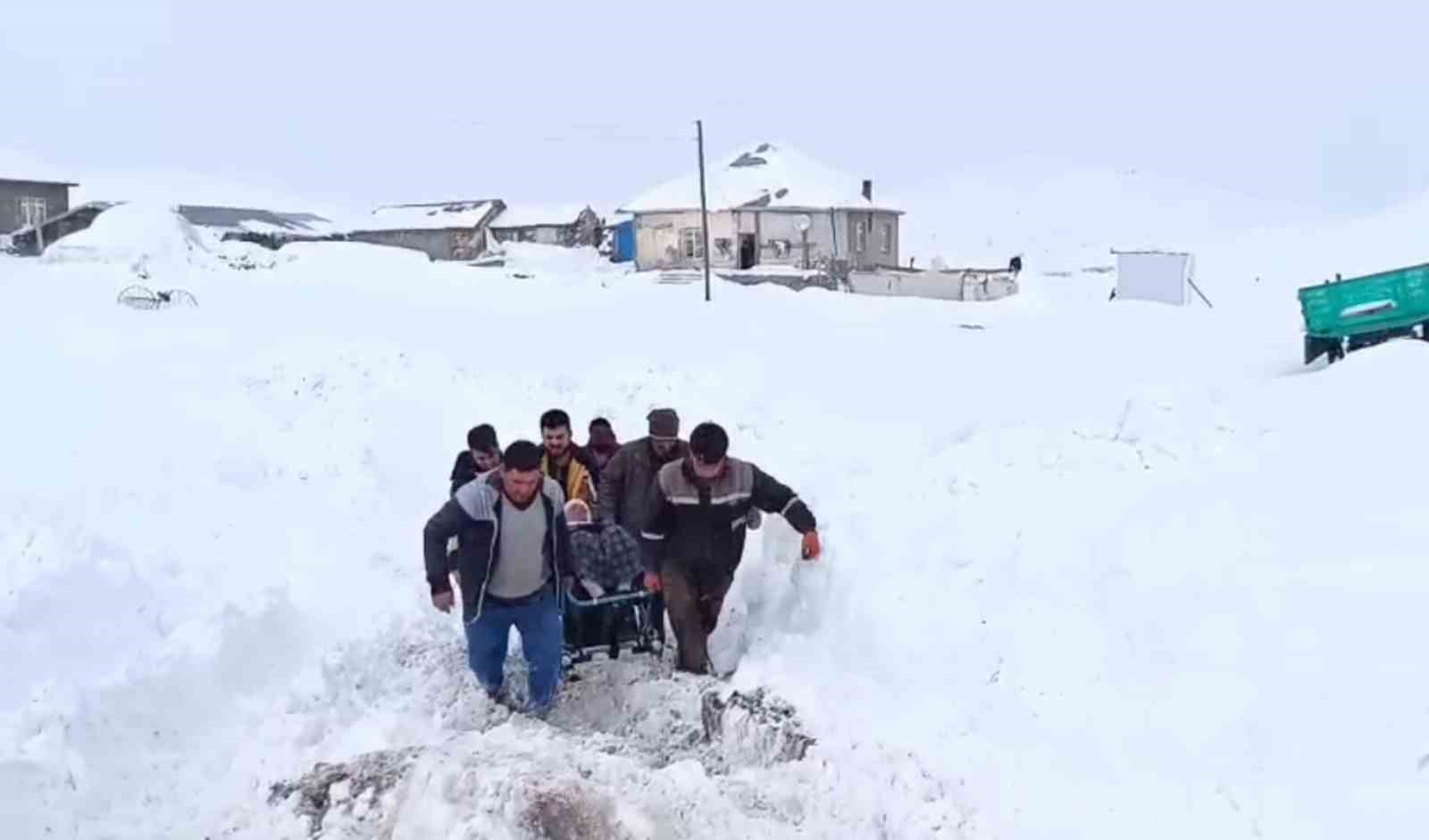 agrida karla kapanan koyde 4 saatlik mucadele hastaya hayat yolu acti 4