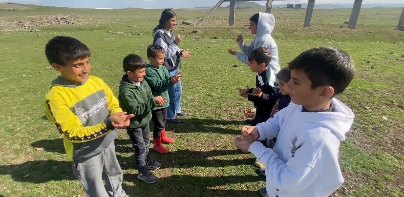 agrida koy cocuklari geleneksel oyunlarla buyuyor 0 vBspPJAC