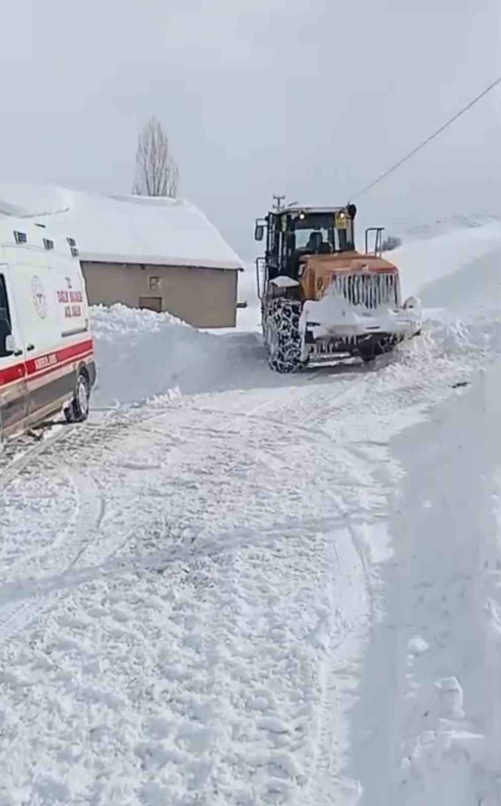 agrida koylerde rahatsizlanan hastalar icin ekipler seferber oldu 4