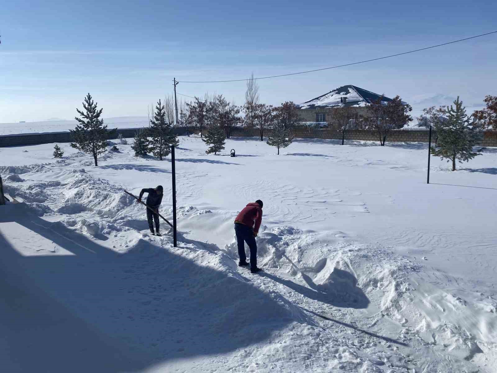 agrida soguk hava etkisini surduruyor 3 mdAktyTm
