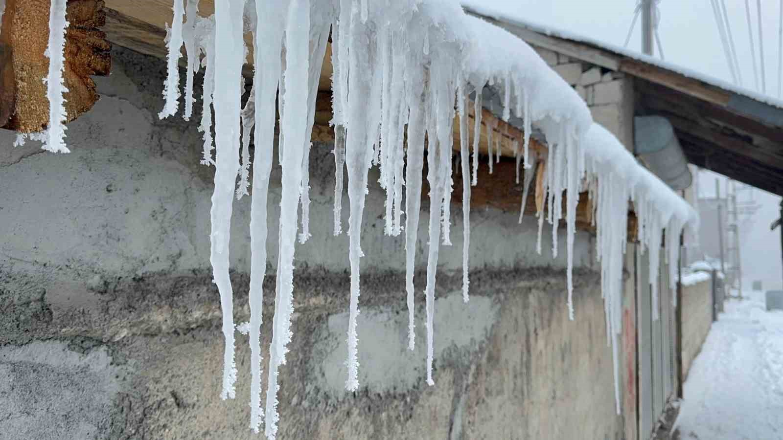 agrida termometreler eksi 24u gosterdi 3 JKlnEzKw