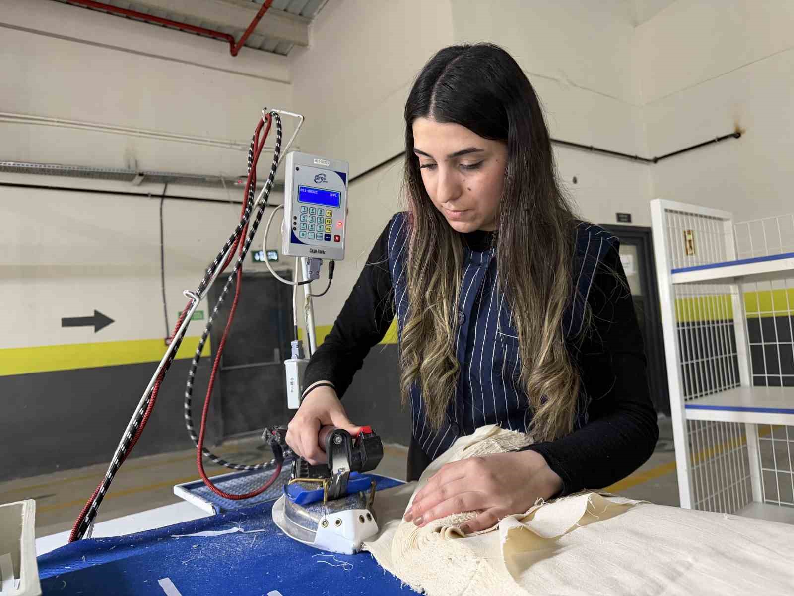 Ağrı’da üretilen bebek giysileri dünya pazarlarına ulaşırken istihdamı artırıyor 5 agrida uretilen bebek giysileri dunya pazarlarina ulasirken istihdami artiriyor 1