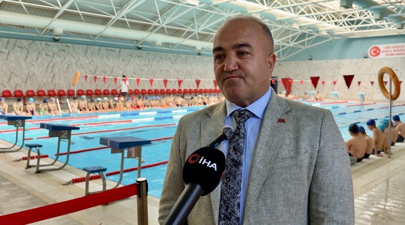 agrida yuzme bilmeyen kalmasin projesi ile 4 bin 800 cocuk suyla bulustu 2
