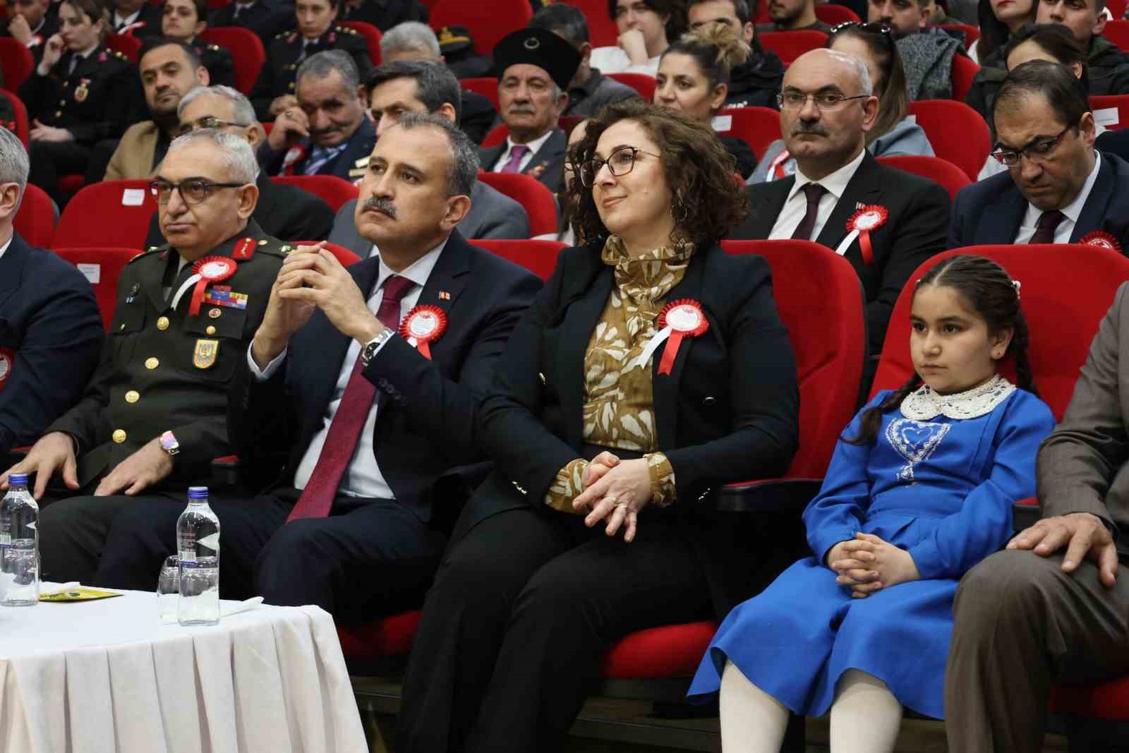 agrinin kurtulusunun 108inci yil donumu kutlandi 1 CQhM2Dh4