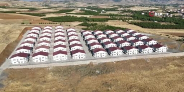 ahbap-dernegi-depremzedeye-ev-sozunu-tutmadi-malatyali-depremzedeler-toplanan-milyonlarca-dolarin-nereye-harcandigini-soruyor-BQkLKcy5.jpg
