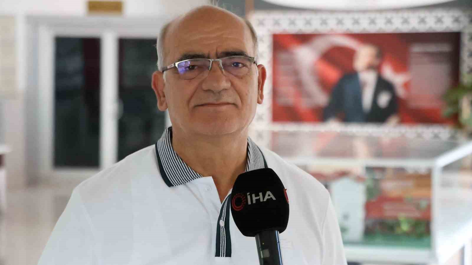 Ahi sandığı, ihtiyaç sahibi öğrencilerin imdadına yetişti 6 ahi sandigi ihtiyac sahibi ogrencilerin imdadina yetisti 2 EjQ2TlCj