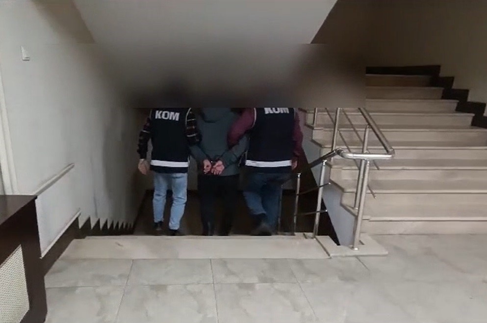 ahiri kacak tutun deposuna cevirmis 2 dORdkmz5