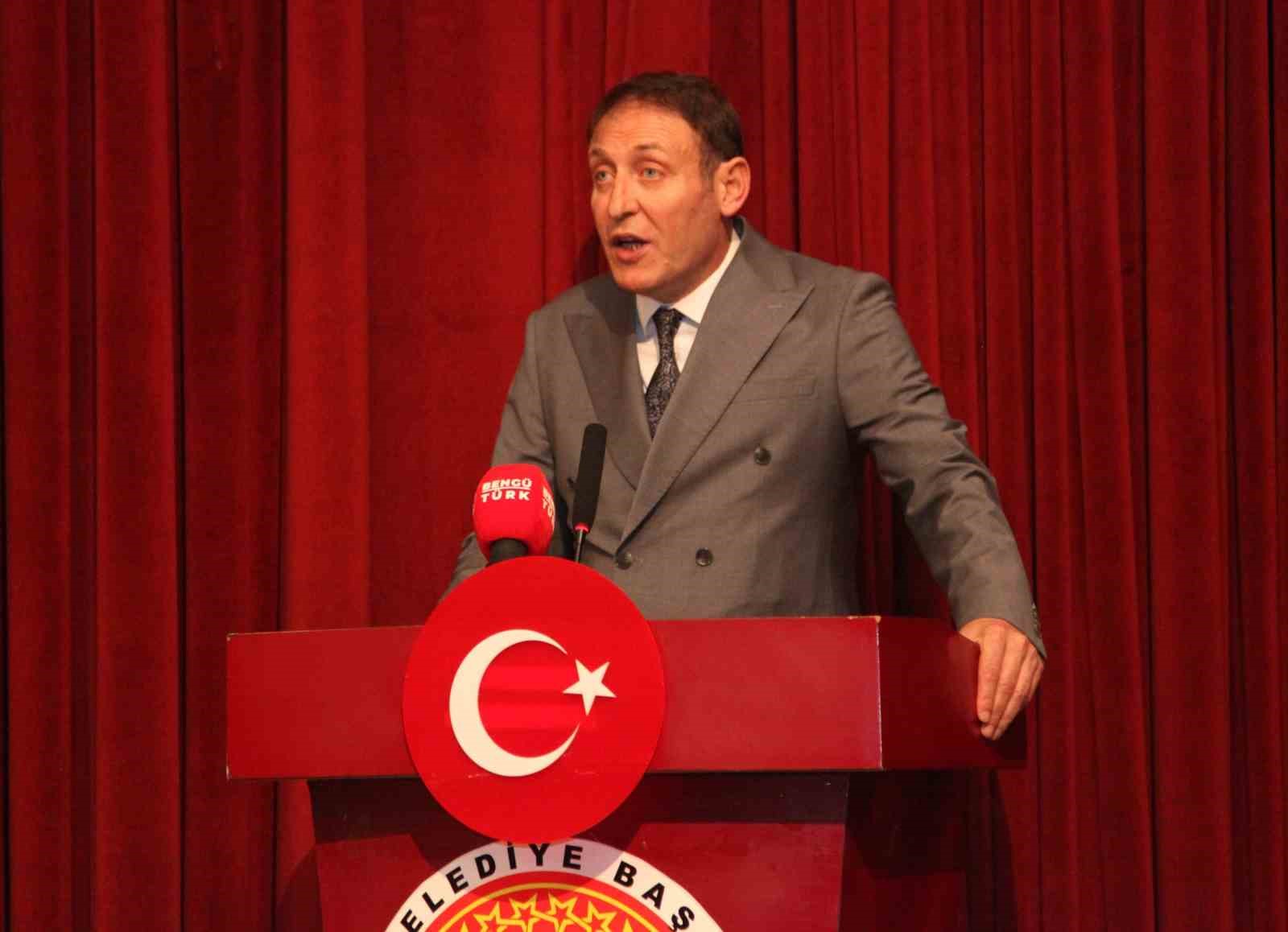 ahlatta kapi fetih ve kok hafiza mekanlari sempozyumu 4