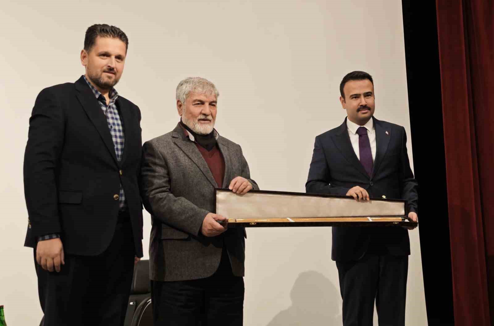 ahlatta sinema filmi cekilecek 4 OOAHd7Mf