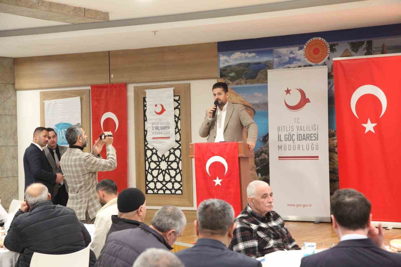 ahlattaki ahiska turkleri iftar sofrasinda bir araya geldi 3 KTkMu2ED