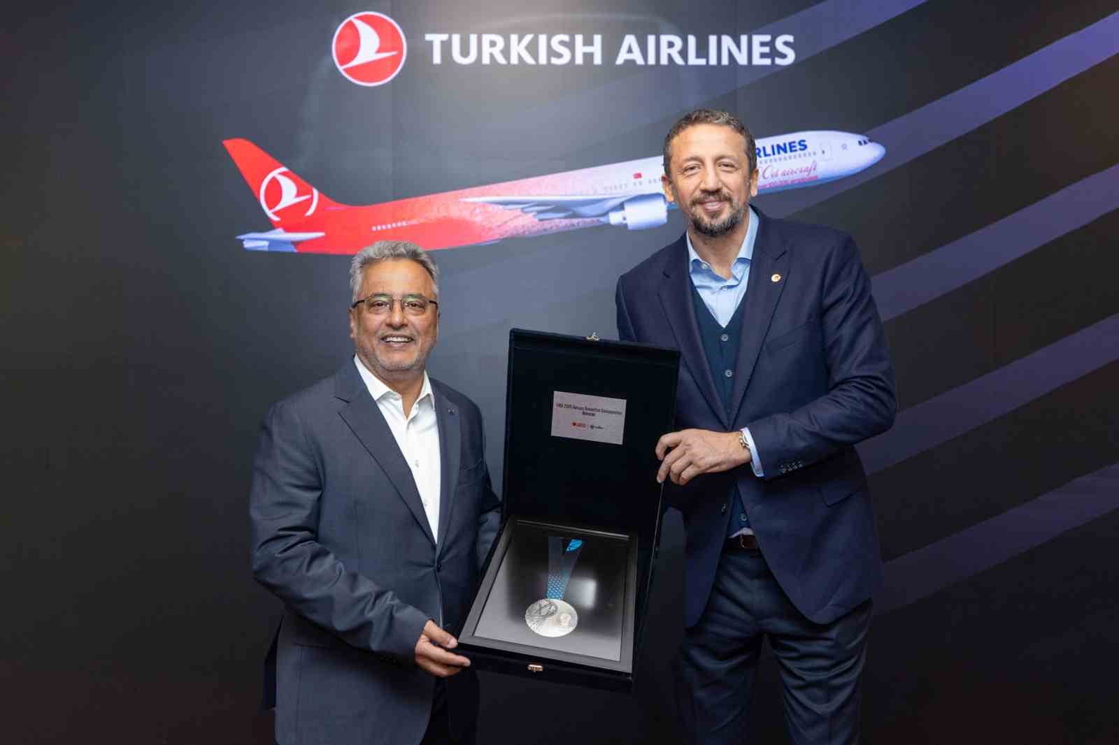 Ahmet Bolat: "A Milli Basketbol Takımımıza şampiyonluklarla dolu bir yolculuk diliyorum" 6 ahmet bolat a milli basketbol takimimiza sampiyonluklarla dolu bir yolculuk diliyorum 2 EOzi1SGt