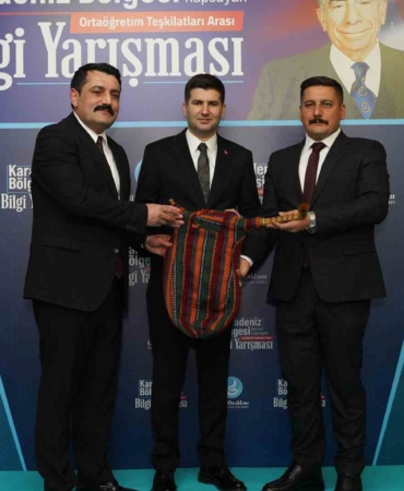 ahmet-yigit-yildirim-bagimlilik-boslukta-filizlenir-kimligi-olmayan-hedefi-olmayan-ait-oldugu-yeri-bulamayan-UhFj52LB.jpg