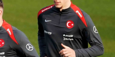 ahmetcan-kaplan-dunya-kupasina-katilacagimizi-dusunuyorum-GGOL7j4X.jpg