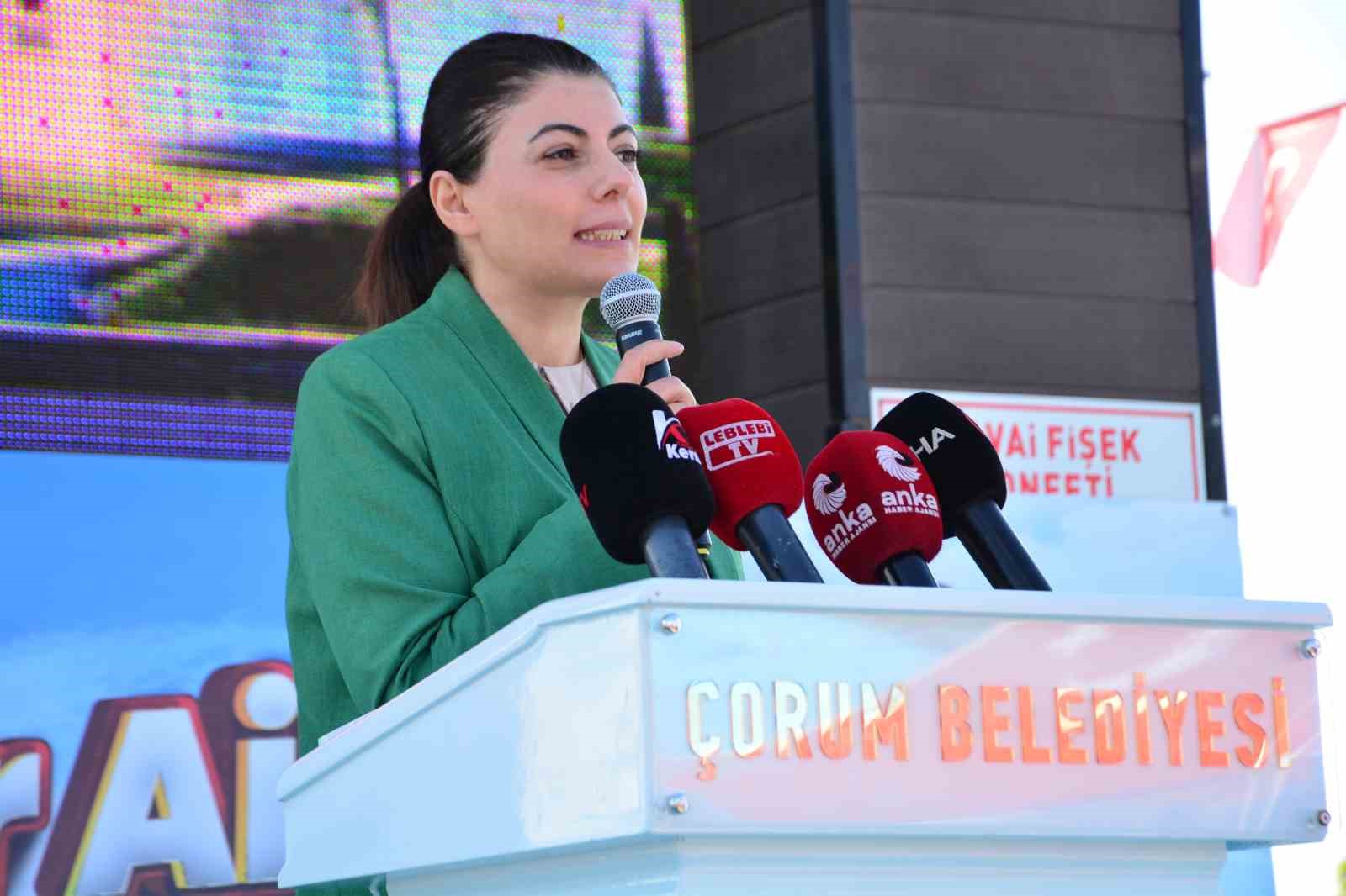 aile festivalinde yuzlerce vatandas bir araya geldi 11 RcKCWXpU