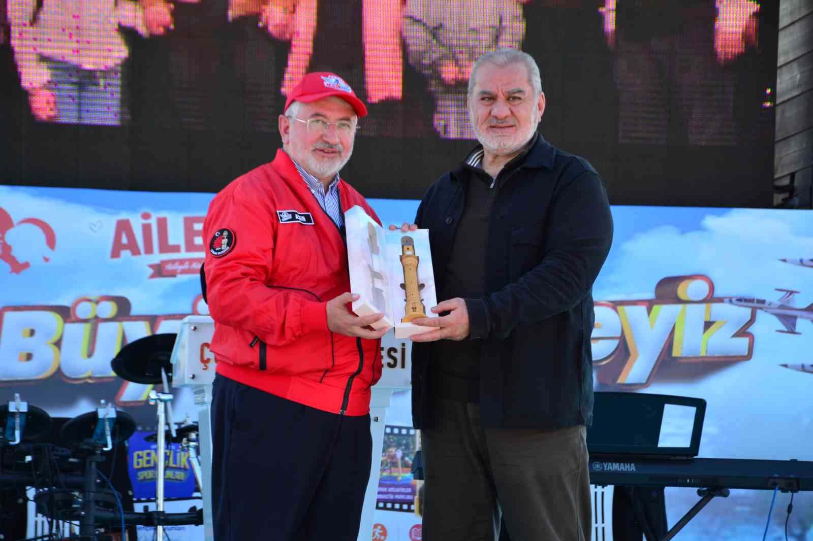 aile festivalinde yuzlerce vatandas bir araya geldi 13 lG9z682a