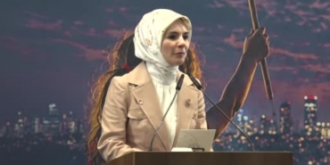 aile-ve-sosyal-hizmetler-bakani-goktas-bizim-gorevimiz-hain-darbe-girisimini-yapanlarin-bir-daha-JkKLJ5ba.jpg